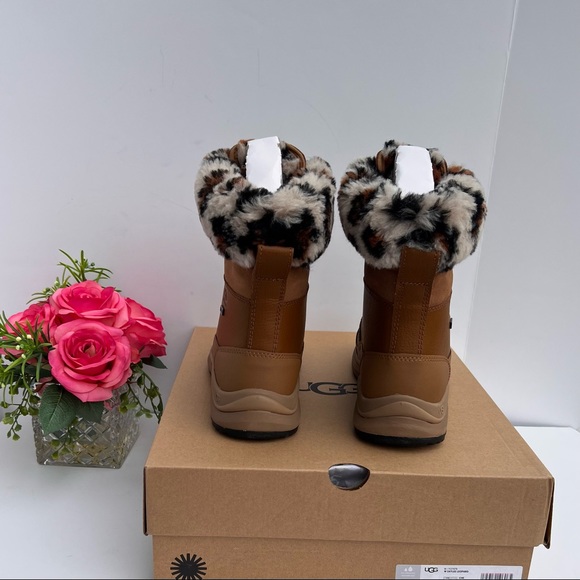 UGG Zaylee Leopard - Picture 8 of 11